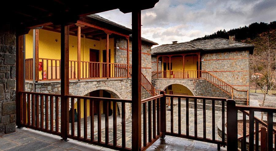 Kerasies Guesthouse Vovousa Exteriör bild