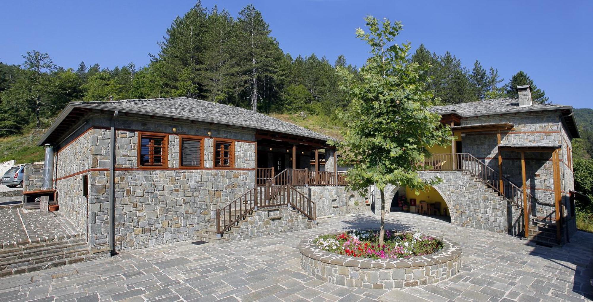 Kerasies Guesthouse Vovousa Exteriör bild