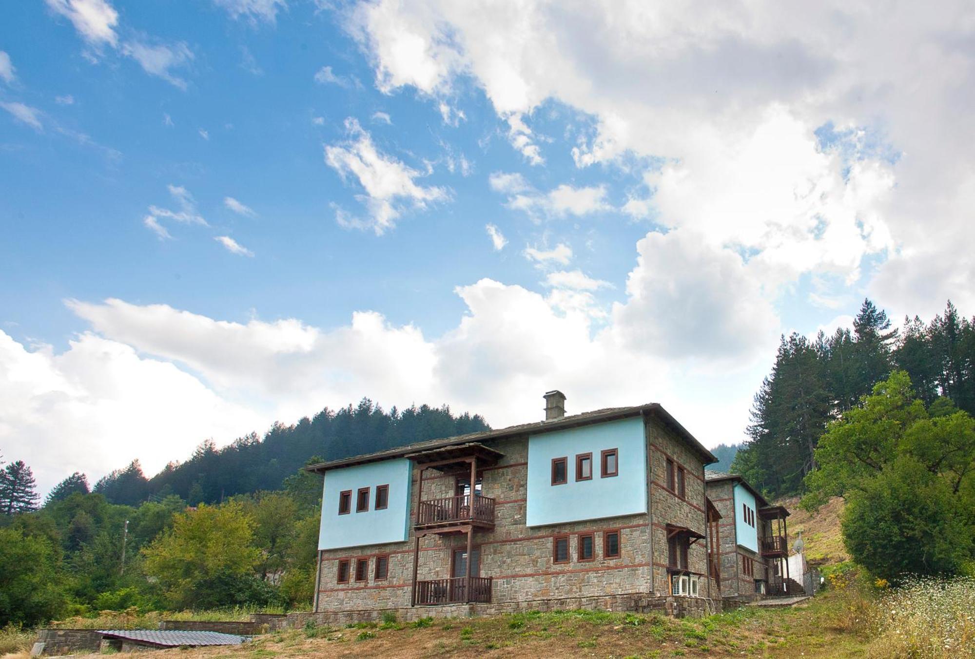 Kerasies Guesthouse Vovousa Exteriör bild