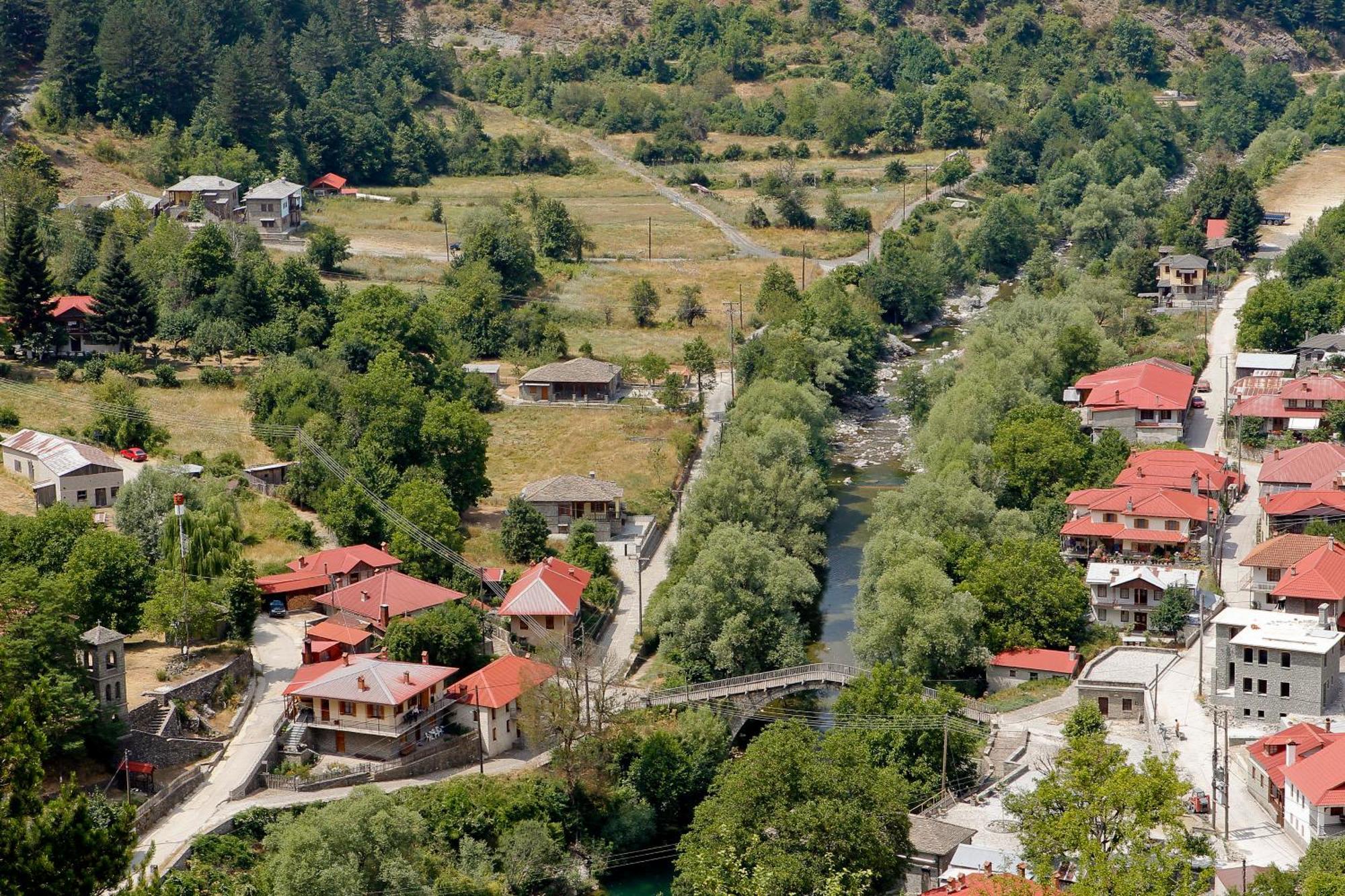 Kerasies Guesthouse Vovousa Exteriör bild
