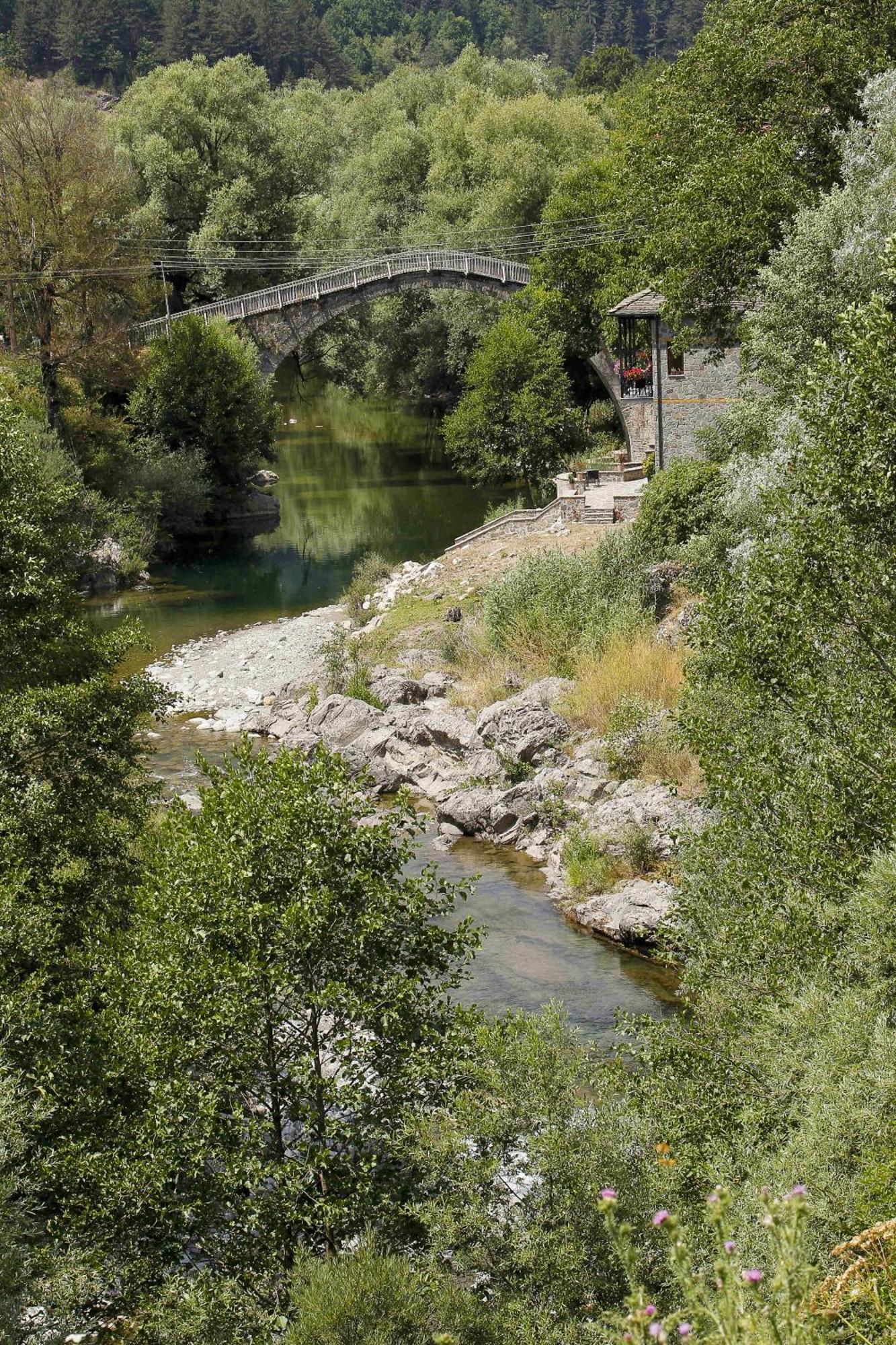 Kerasies Guesthouse Vovousa Exteriör bild