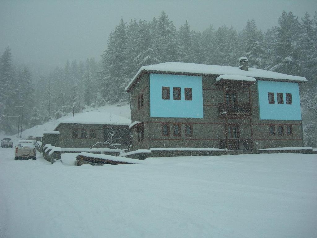 Kerasies Guesthouse Vovousa Exteriör bild