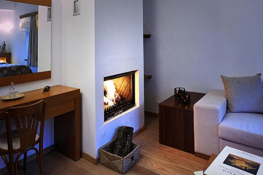 Kerasies Guesthouse Vovousa Exteriör bild